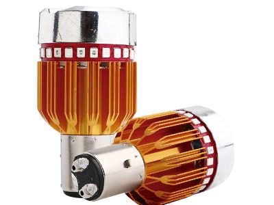 FOCO MOTO 2 POLOS LEDS C/ FUNCIONES