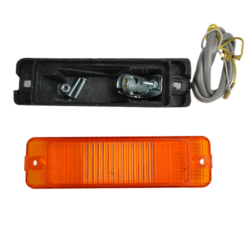 CUARTO DEFENSA VW SEDAN 77-92 AMBAR RH/LH